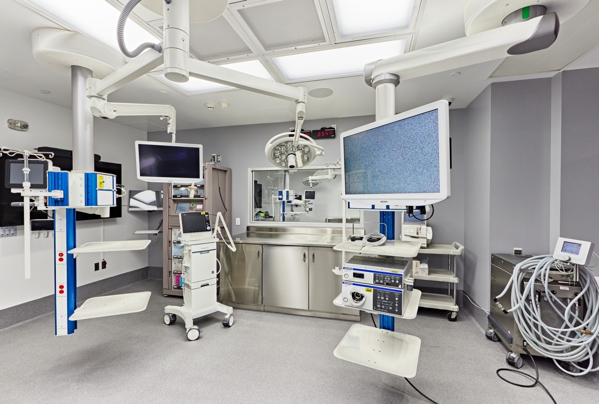 Major acute care and surgical hospital